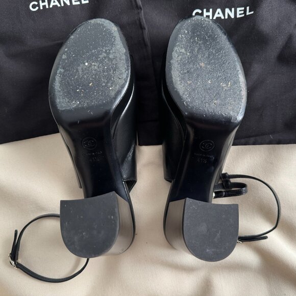 Chanel Round toe black ankle strap pumps, size 41.5 - Picture 5 of 10